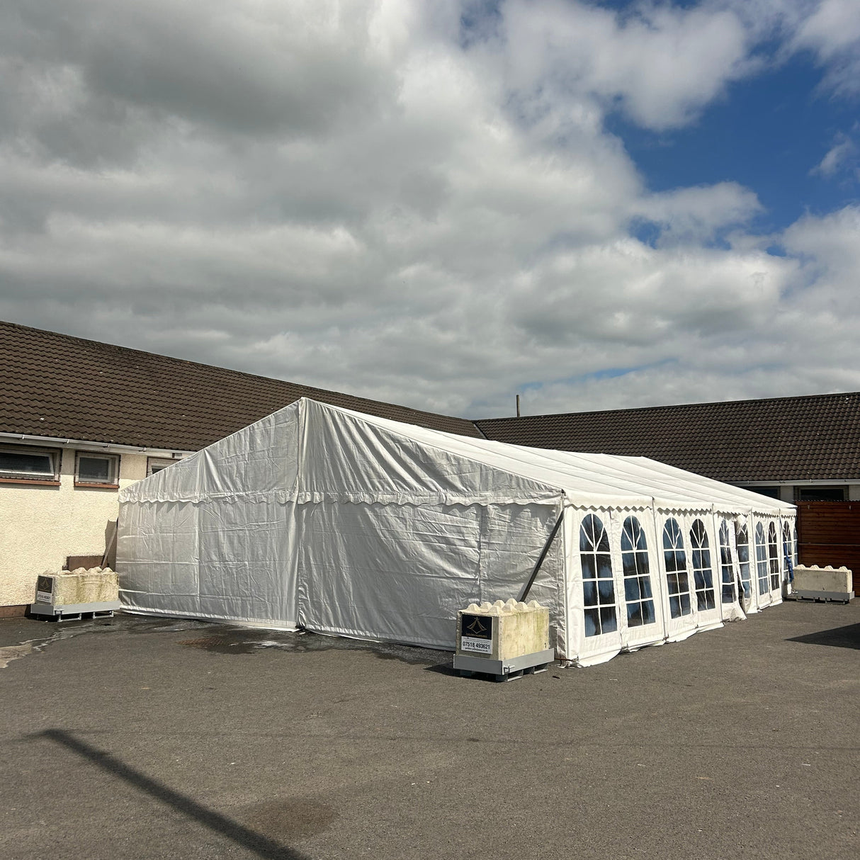 9x15 meter marquee outside a sports building